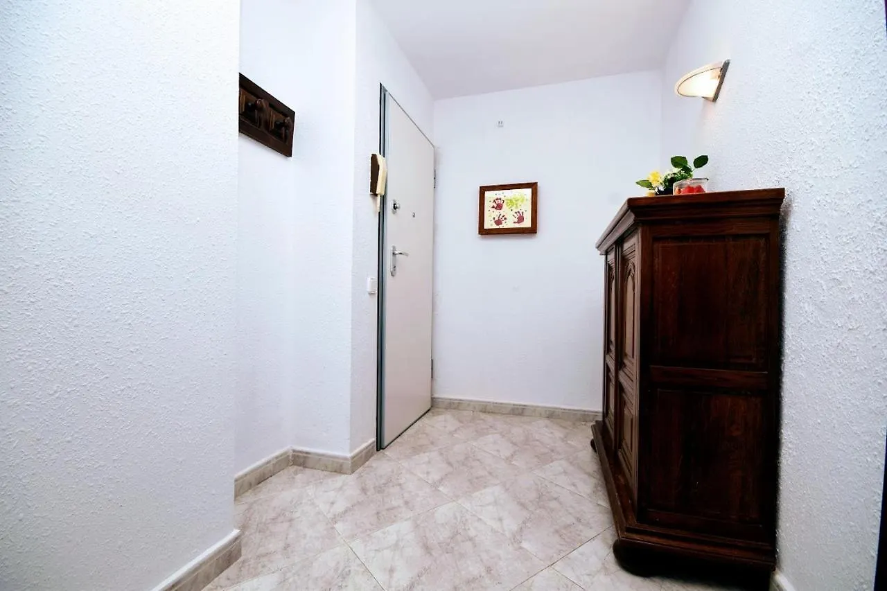 Bahia Apartment La Pineda